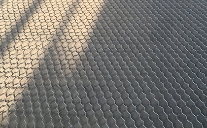 剛性防護網(wǎng)